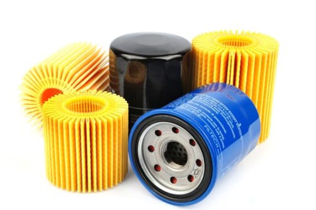 قبل وصولها للأسواق . . ضبط 6500 فلتر سيارة مغشوش