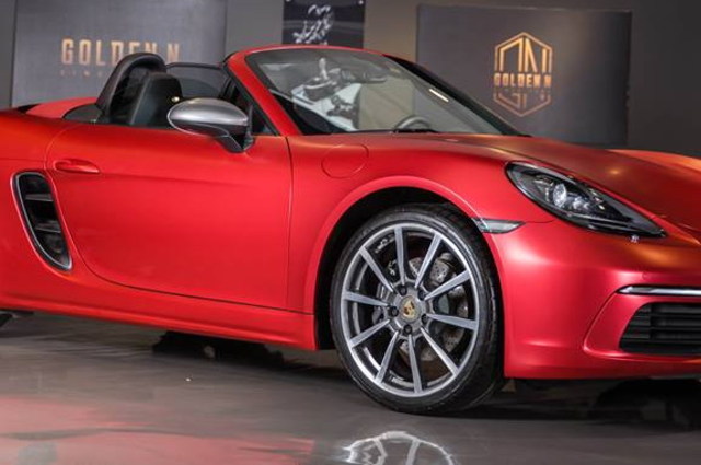  سيارة اليوم المستعملة : بورشة 718 بوكستر موديل 2018