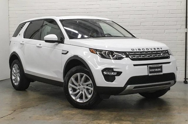 BMW تواجه منافسة قوية من لاندروفر بعد انخفاض أسعارها