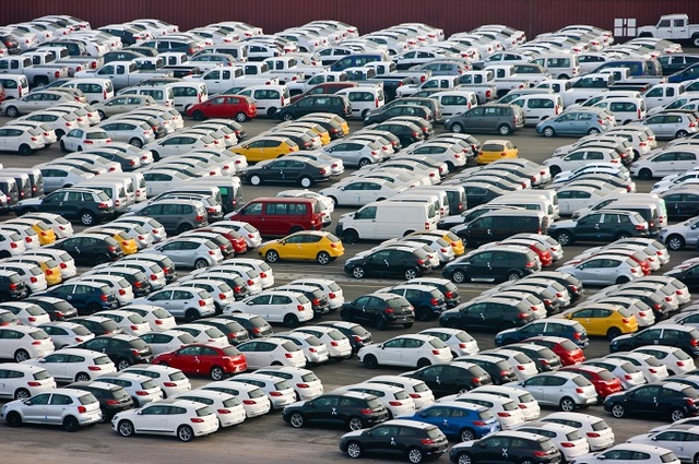 الجمارك : نتوقع انخفاض جديد في أسعار السيارات خلال 3 اسابيع