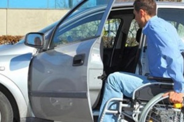 شروط الحصول على سيارة معفاة الجمارك والضرائب والقيمة المضافة 