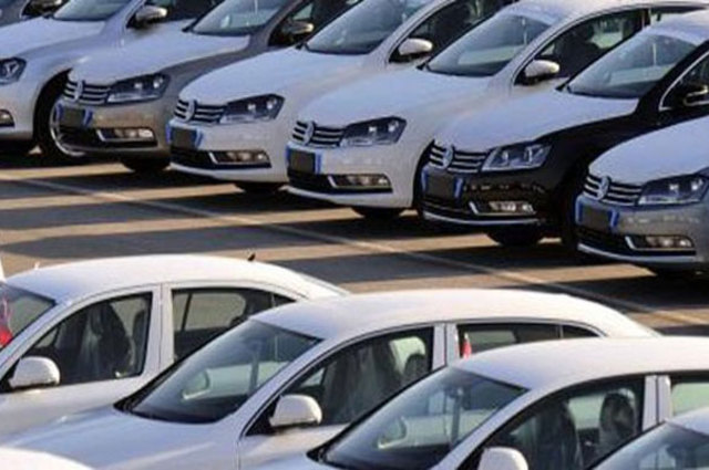 غرامة عدم وضع الملصق المروري بالسيارات بين 20 و50 جنيه