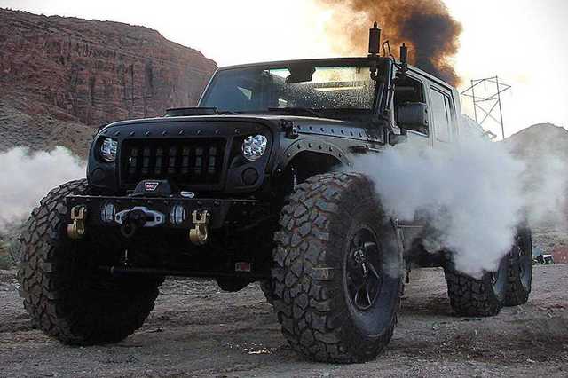 أغرب سيارة للبيع في 2018 . . جيب بست عجلات ومحرك بخاري 