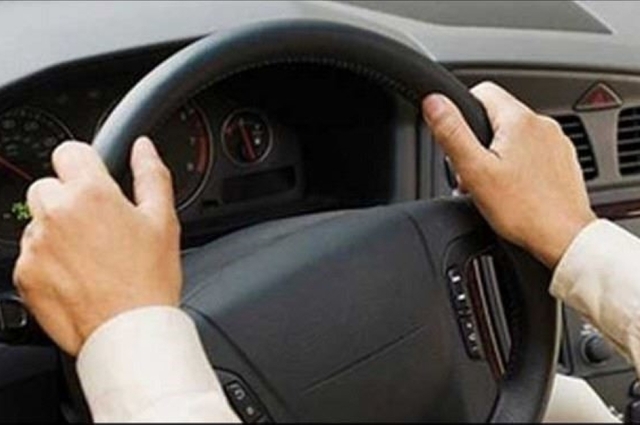 السعودية تعلن سعودة وظيفة سائقي السيارات الخفيفية ولاعزاء للمصريين!!