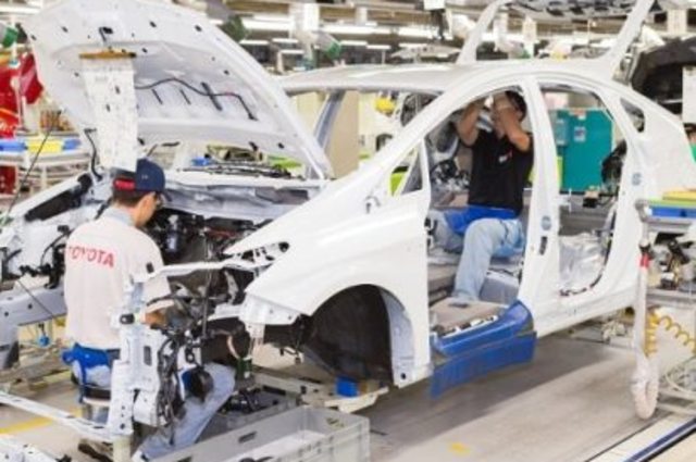 رابطة مصنعي السيارات : صناعة السيارات في مصر مجرد تجميع فقط