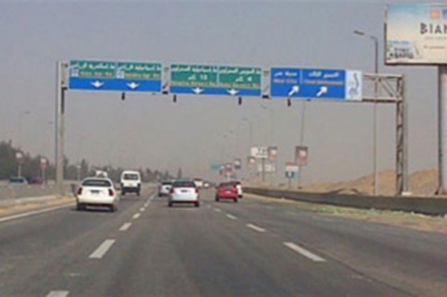 تحويلات في طريق السويس السريع واصلاحات بالشيخ زايد