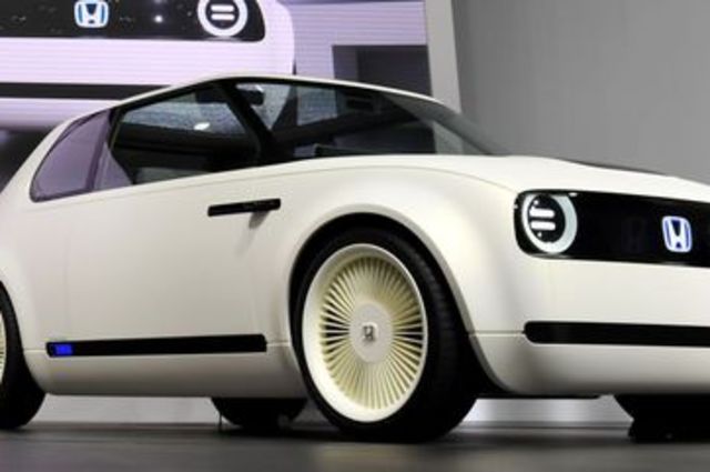 دعوات لزيادة الدعم المقدم للسيارات الكهربائية في مصر