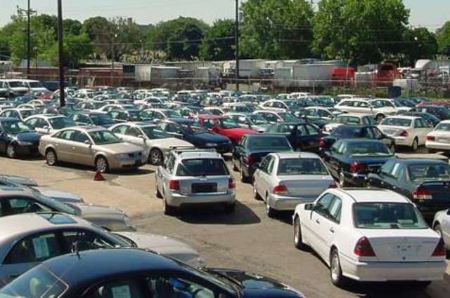 شلل في مبيعات السيارات في مصر بسبب الغاء الجمارك