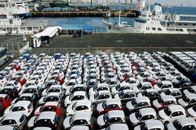 مطالب بتخفيض الجمارك على السيارات اليابانية والصينية في مصر