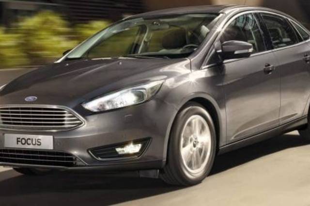 هل تواجه فورد فوكاس ورينو كادجار وكابتشر مشكلة بسبب الغاء الجمارك ؟ 