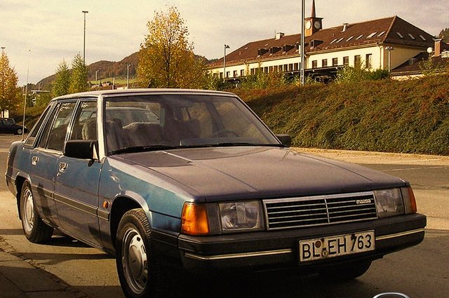 مازدا 929 . . سيارات العائدين من الاعارات الخليجية لمصر