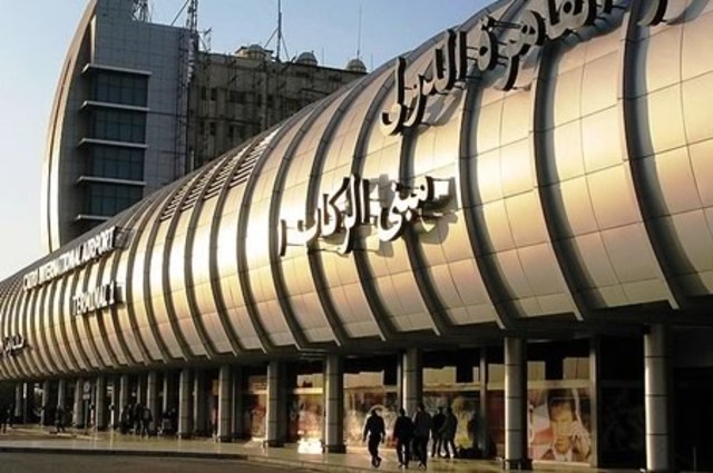 أوبل أسترا واسكودا أوكتافيا وتويوتا كورولا في منافسة قوية على مناقصة المطار