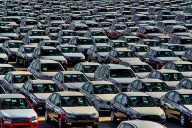 184 سيارة مخالفة للافراج الجمركي تضبط في مصر