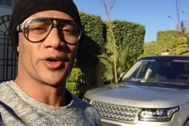 سيارة زوجة محمد رمضان تقتل سوداني وتصيب آسيويين