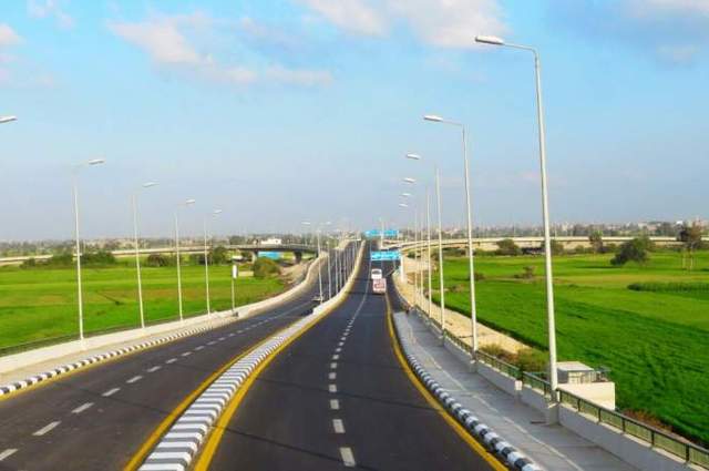 تقرير حكومي يطالب بالتشديد في اختبارات الرخصة وتدريس المرور في المناهج 