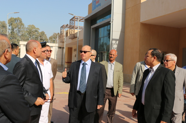 بداية ناجحة لجراج روكسي ومصادرة 13 سيارة في الجيزة