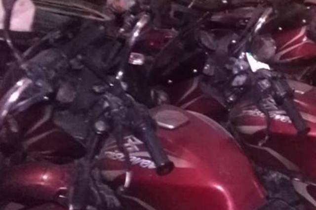 بالصور: مزاد جديد خاص لعدد من السيارات والدراجات النارية في نوفمبر