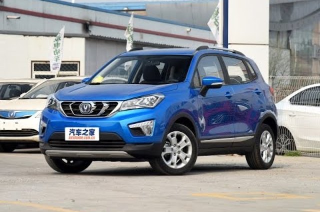 تشانجان CS15 الجديدة قريباً في مصر بمحرك 1500 سي سي