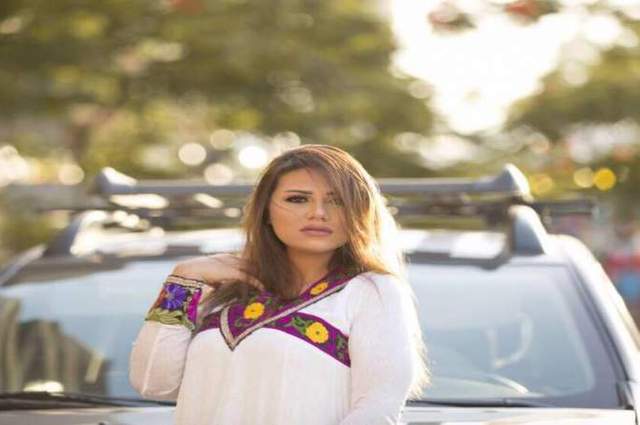 النيابة تؤكد أن سيارة الفنانة غنوة كان بها خلل تسبب في وفاتها