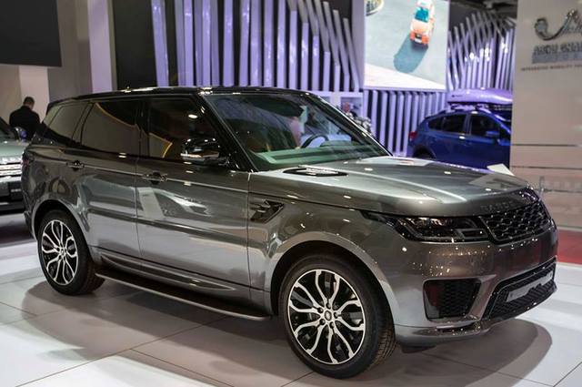 لاندروفر رانج روفر سبورت في أوتوماك فورميلا