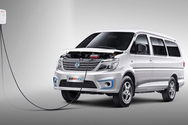 فتح باب الحجز على ميكروباص DFLZ الكهربائي بواقع 180 ألف جنيه