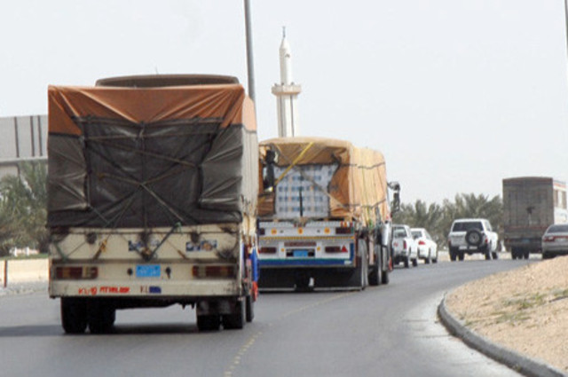 أغلب سيارات النقل في مصر قديمة والدائري الاقليمي سيزيد تهالكها