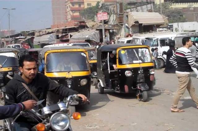 التوك توك يقضى على مهن عديدة في مصر