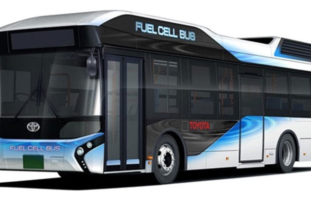 وزارة البيئة تعلن وصول أول أوتوبيس كهربائي لمصر في سبتمبر القادم