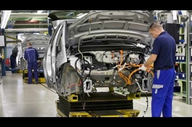 استراتيجية السيارات تستعد للعرض على البرلمان في الدورة المقبلة للانعقاد