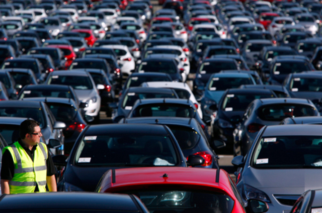 صعوبة مواجهة السيارات المصنعة محلياً للمستورد سببه طمع الشركات