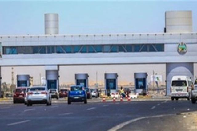 تحصيل جنيه من كل سيارة بالطرق السريعة لصالح التأمين الصحي