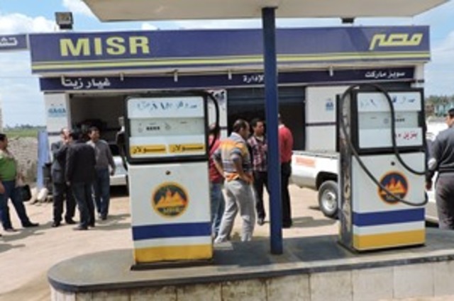 برلماني يؤكد أن تطبيق زيادة البنزين على سيارات نقل الركاب والبضائع غير صحيح