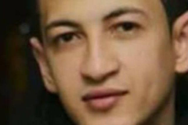 مسجلان يدفنان سائق في كريم حياً لسرقة سيارته