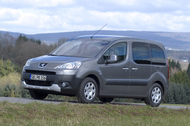 بيجو بارتنر . . سيارة تجارية بتصميم الملاكي 