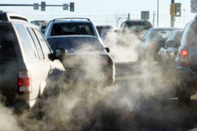 البيئة تؤكد أن السيارات الكهربائية ستقلل من مشكلة العوادم والأتربة بمصر