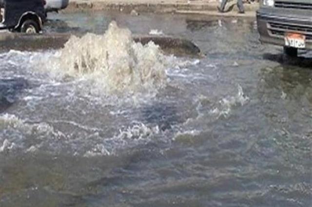 زحام مروري شديد في مدينة نصر بسبب كوبري الجيش وماسورة طيبة مول