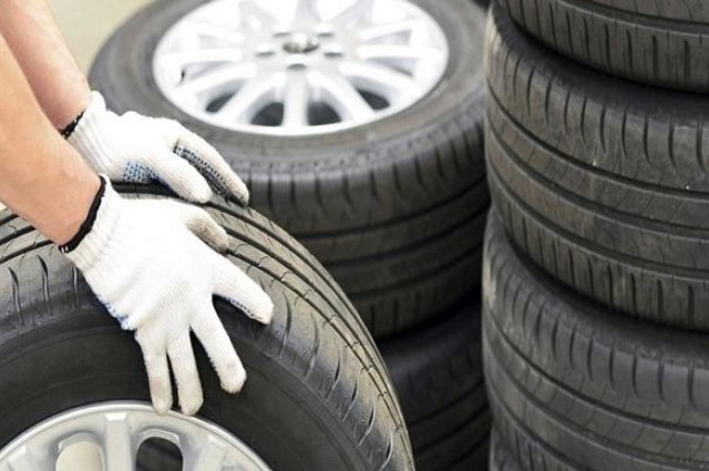 مناقشة شروط استيراد اطارات السيارات وأثرها على الحوادث في البرلمان