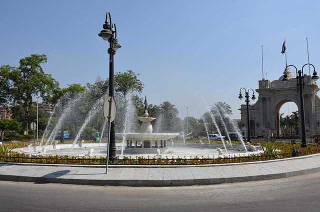 هتلاقي : انتشار التكاتك وسيارات السيرفيس في حدائق القبة رغم جولة المحافظ