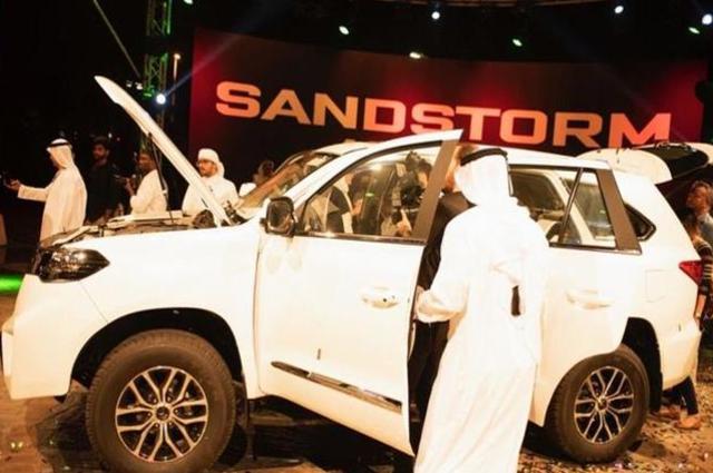 أول سيارة إماراتية دفع رباعي في العالم تخرج بمساعدة مصرية