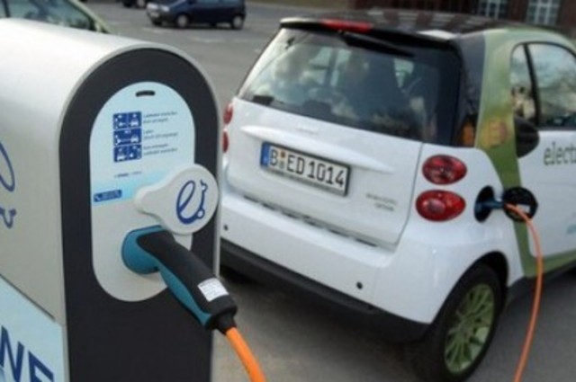 انتقادات حادة لفتح استيراد السيارات الكهربائية المستعملة لتأخرها في التكنولوجيا