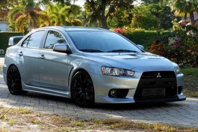 ميتسوبيشي لانسر ايفوليوشن اكس . . سيارة حصرية في مصر للباحثين عن متعة الأداء 
