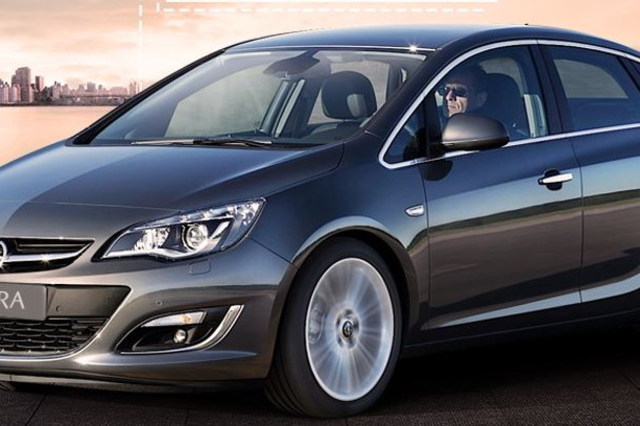 أوبل أسترا الجديدة تتوفر بتجهيزات متنوعة وسعر 340 ألف جنيه