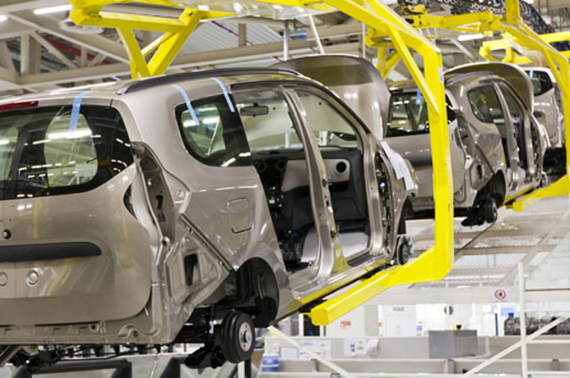 خبير : انتاج مصر من السيارات ضعيف والطبيعي أن تنتج 600 ألف سيارة