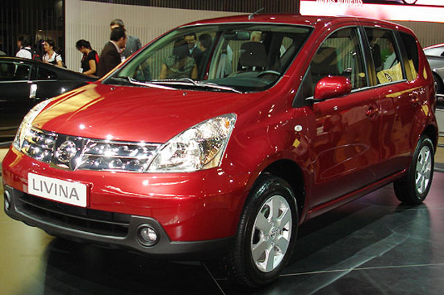 نيسان ليفنيا . . سيارة يابانية ولكنها لم تثبت نفسها في فئة MPV المدمجة