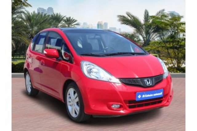 هوندا جاز سيارة تتميز بالاتساع والجودة ويعيبها ندرتها وقلة قطع غيارها