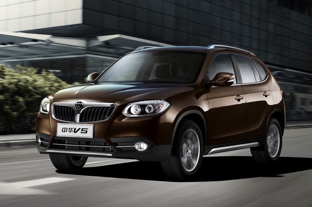 شركات صينية تترك سياراتها في الموانيء المصرية احتجاجاً على الأسعار الاسترشادية