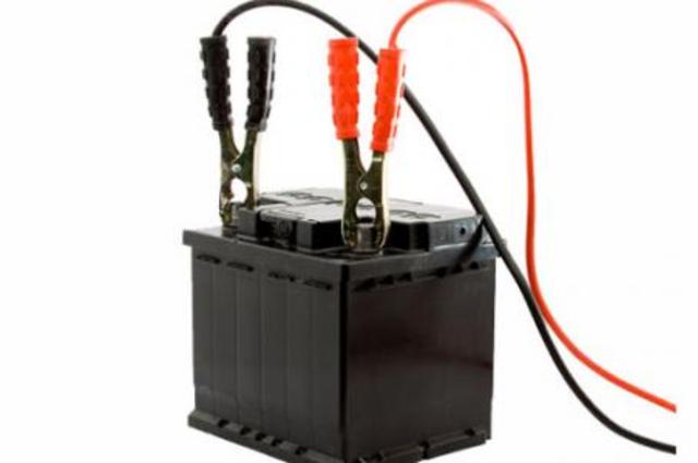 كيف تحافظ على بطارية السيارة ؟