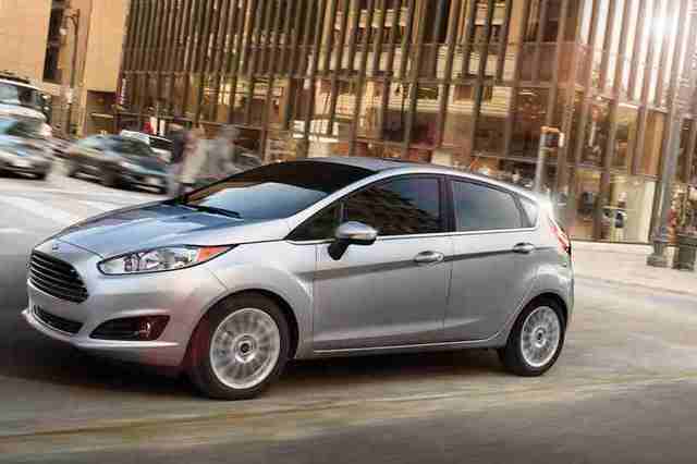 فورد فييستا 2016 . . سيارة هاتشباك صغيرة توفرت في مصر بداية من 185 ألف جنيه