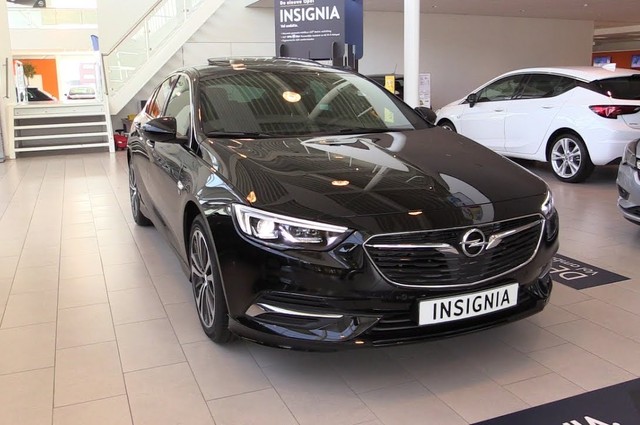 أوبل انسجنيا 2018 أخيراً في مصر 