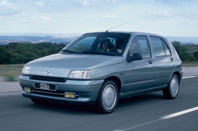 كليو ورينبو وميجان ولوجان المستعملة بسعر أقل من 100 ألف جنيه